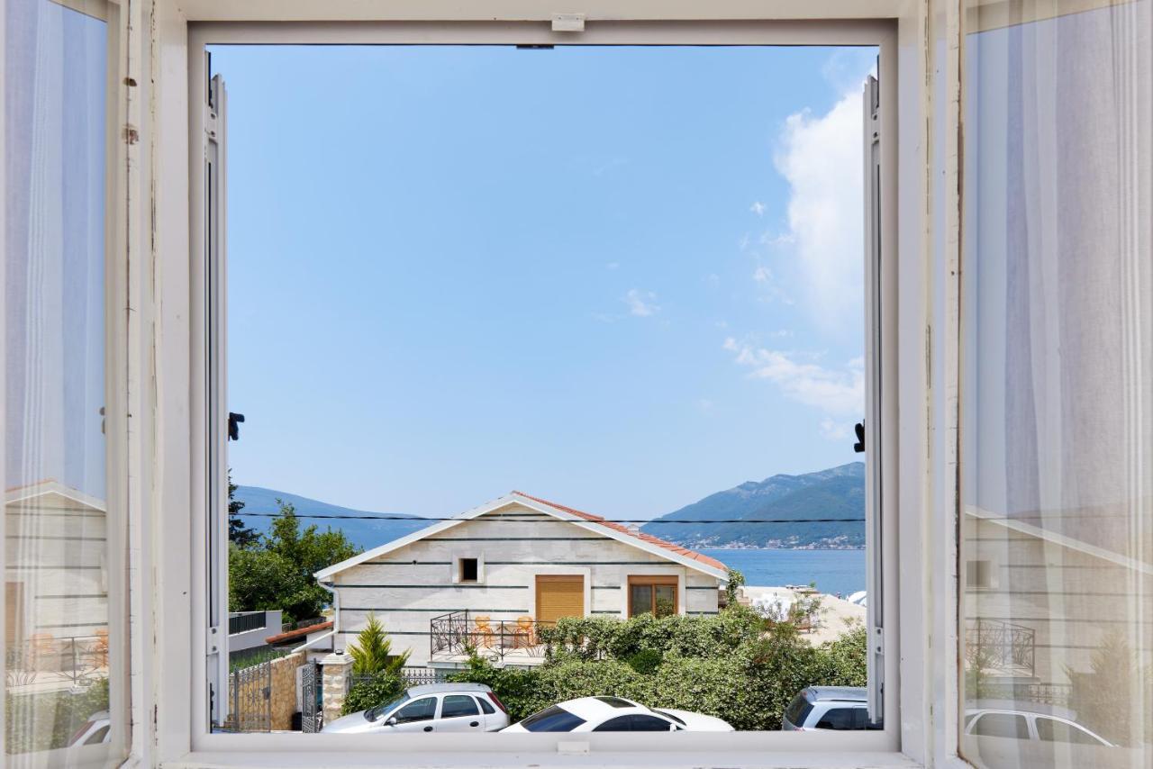 Vila Waikiki Beach House Tivat Exteriér fotografie