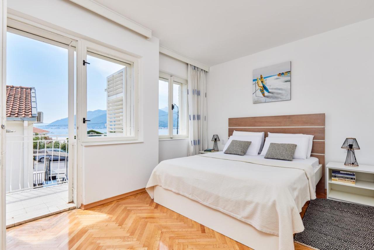 Vila Waikiki Beach House Tivat Exteriér fotografie