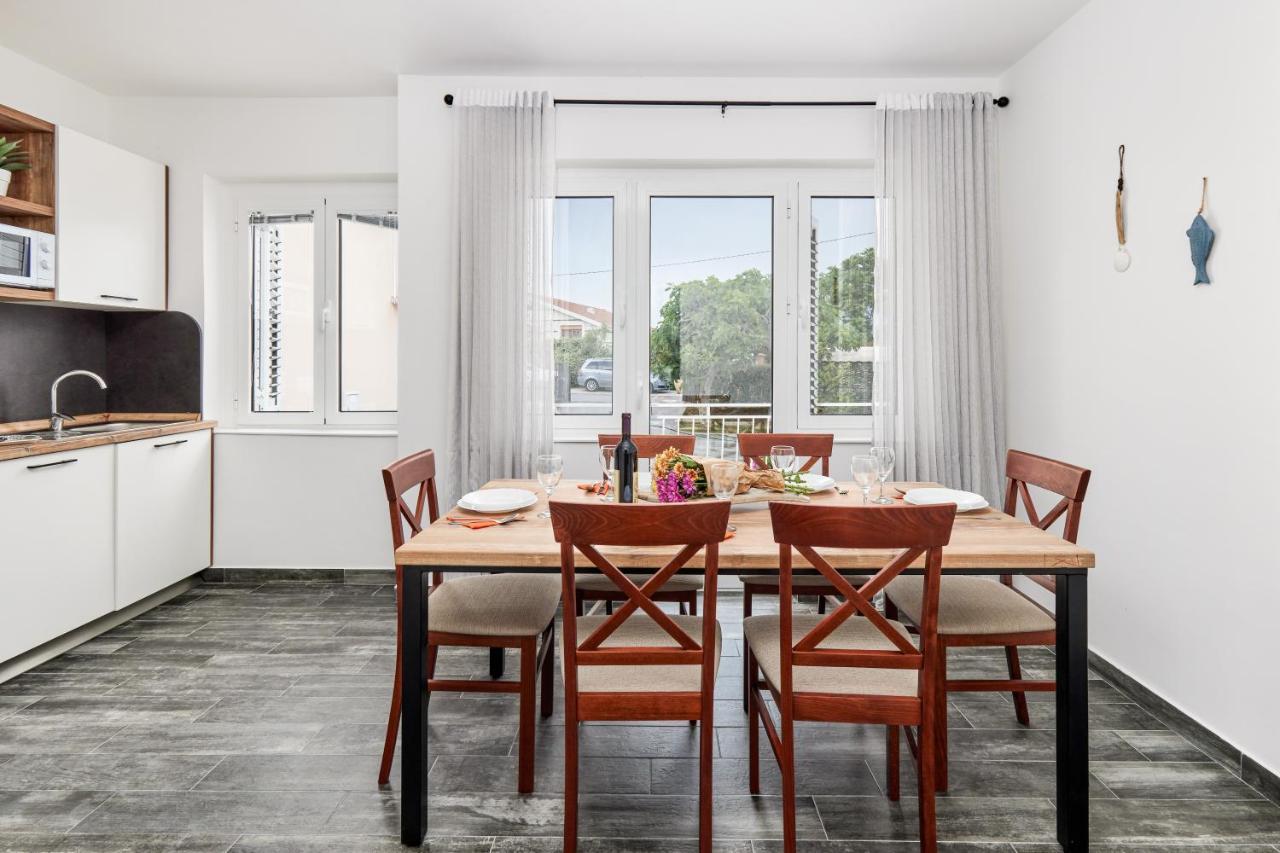 Vila Waikiki Beach House Tivat Exteriér fotografie