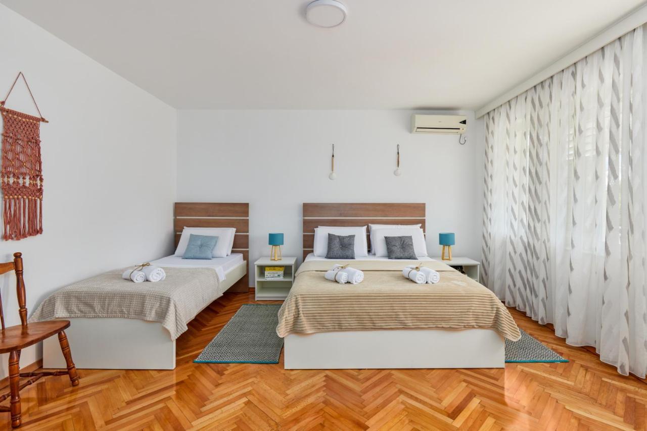 Vila Waikiki Beach House Tivat Exteriér fotografie