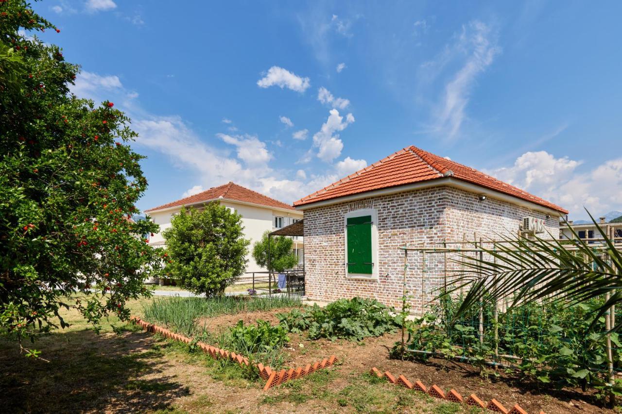 Vila Waikiki Beach House Tivat Exteriér fotografie